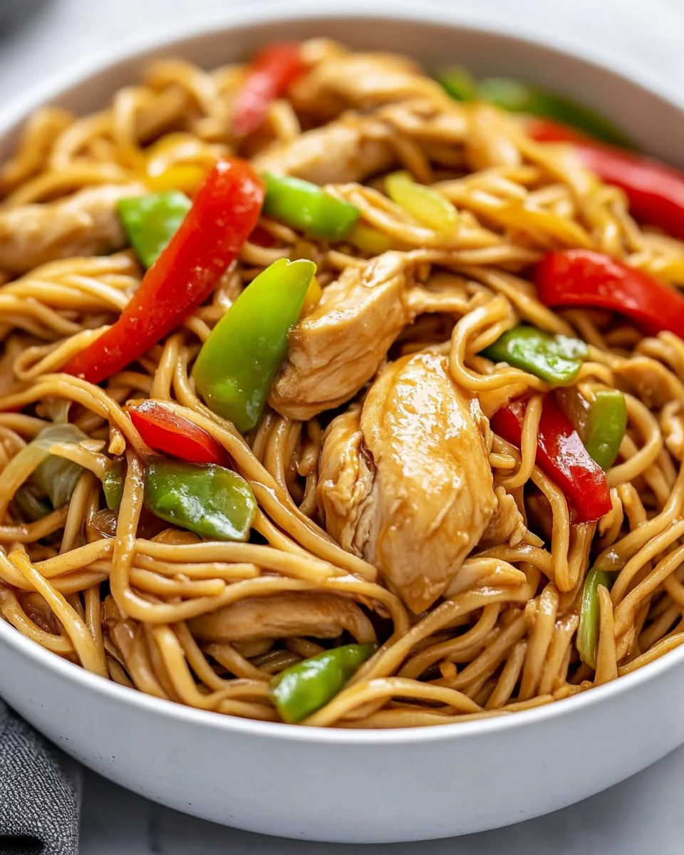 Simple Chicken Lo Mein: A Delicious Weeknight Meal - additional image